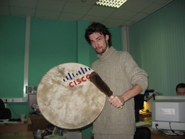 http://lurkmore.so/images/0/0b/Cisco-buben.jpg